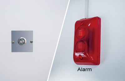 Des dispositifs d'alarme sont fournis dans le compartiment de réfrigération et au niveau de la cloison centrale pour assurer la sécurité du personnel en empêchant le verrouillage par inadvertance.